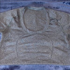 Lululemon- dark grey short sleeve